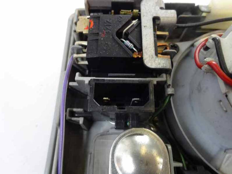 LUZ INTERIOR AUDI A6 BERLINA 2002 2.5 V6 24V TDI (180 CV)