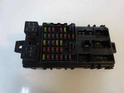 CAJA RELES FUSIBLES HYUNDAI SANTA FE 2001 2.0 CRDI (113 CV)