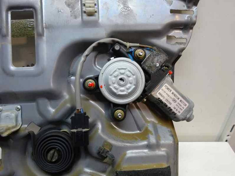 ELEVALUNAS TRASERO DERECHO HYUNDAI SANTA FE 2001 2.0 CRDI (113 CV)