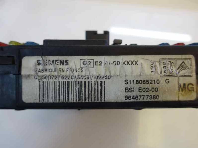 CAJA RELES FUSIBLES PEUGEOT 206 BERLINA 2002 1.9 D (69 CV)