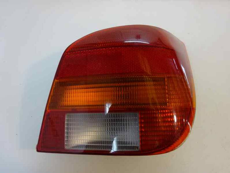 PILOTO TRASERO DERECHO FORD FIESTA BERL COURIER 1996 1.3 (60 CV)