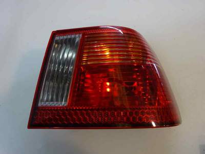 PILOTO TRASERO DERECHO SEAT IBIZA 2000 1.4 (60 CV)