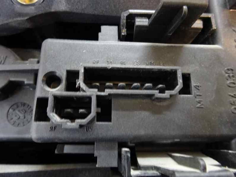 PILOTO TRASERO IZQUIERDO SEAT IBIZA 2000 1.4 (60 CV)