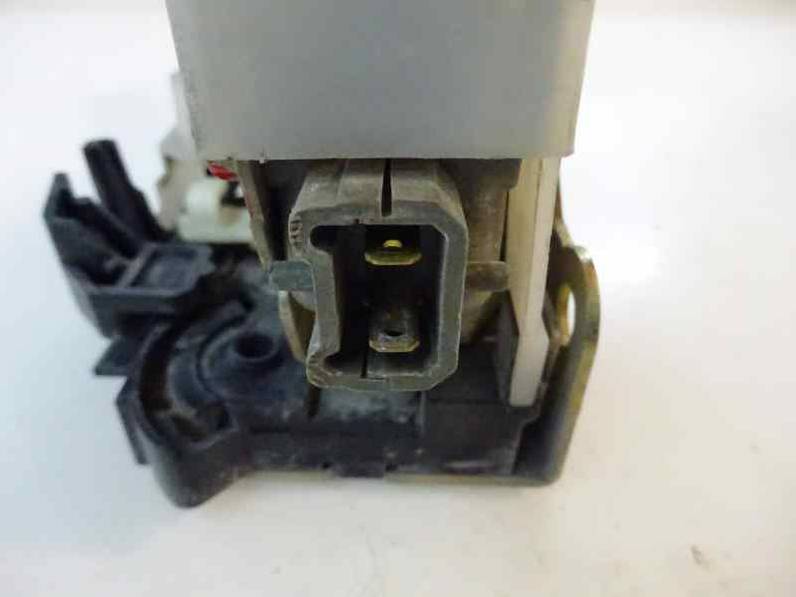 CERRADURA PUERTA DELANTERA DERECHA RENAULT CLIO II FASE I 1999 1.4 (75 CV)