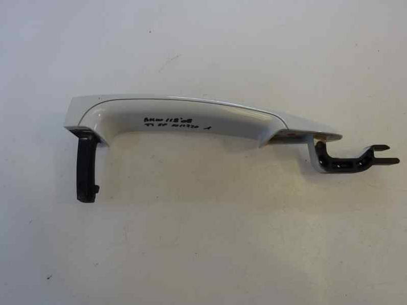 MANETA EXTERIOR TRASERA IZQUIERDA BMW SERIE 1 BERLINA 2008 2.0 TURBODIESEL (143 CV)