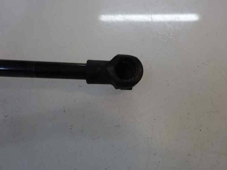 AMORTIGUADOR MALETERO PORTON BMW SERIE 1 BERLINA 2008 2.0 TURBODIESEL (143 CV)