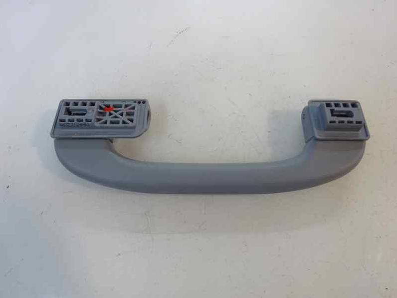 MANETA INTERIOR TRASERA DERECHA BMW SERIE 1 BERLINA 2008 2.0 TURBODIESEL (143 CV)