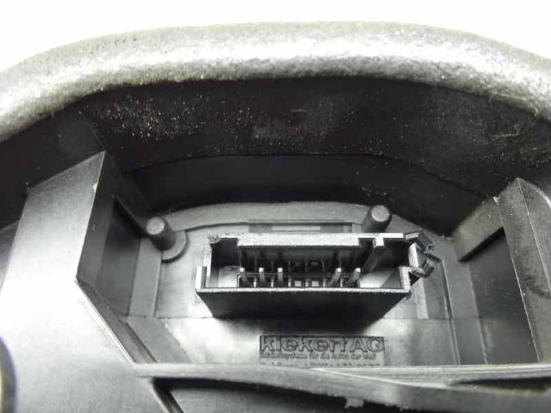 CERRADURA PUERTA TRASERA IZQUIERDA BMW SERIE 1 BERLINA 2008 2.0 TURBODIESEL (143 CV)