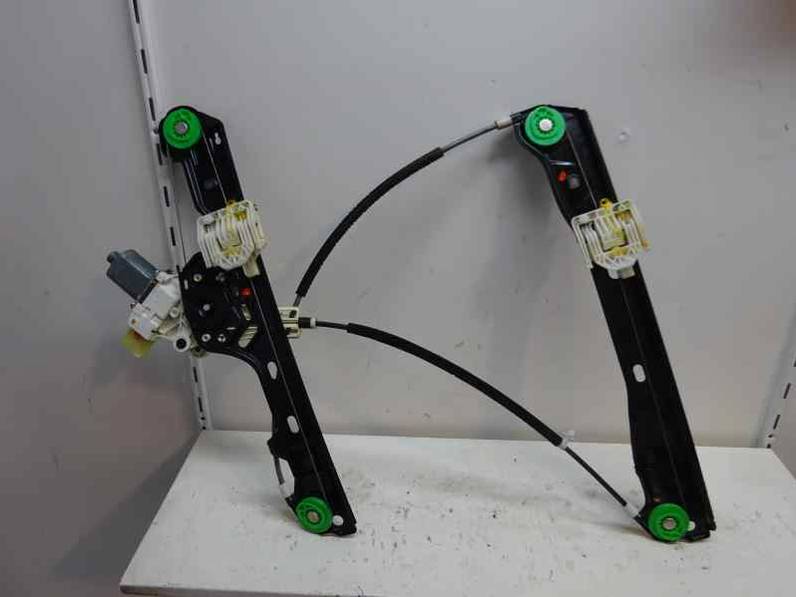 ELEVALUNAS DELANTERO DERECHO BMW SERIE 1 BERLINA 2008 2.0 TURBODIESEL (143 CV)