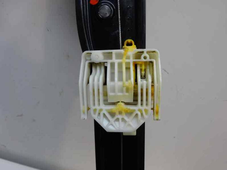 ELEVALUNAS DELANTERO DERECHO BMW SERIE 1 BERLINA 2008 2.0 TURBODIESEL (143 CV)