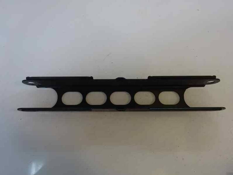 BRAZO SUSPENSION INFERIOR TRASERO IZQUIERDO BMW SERIE 1 BERLINA 2008 2.0 TURBODIESEL (143 CV)