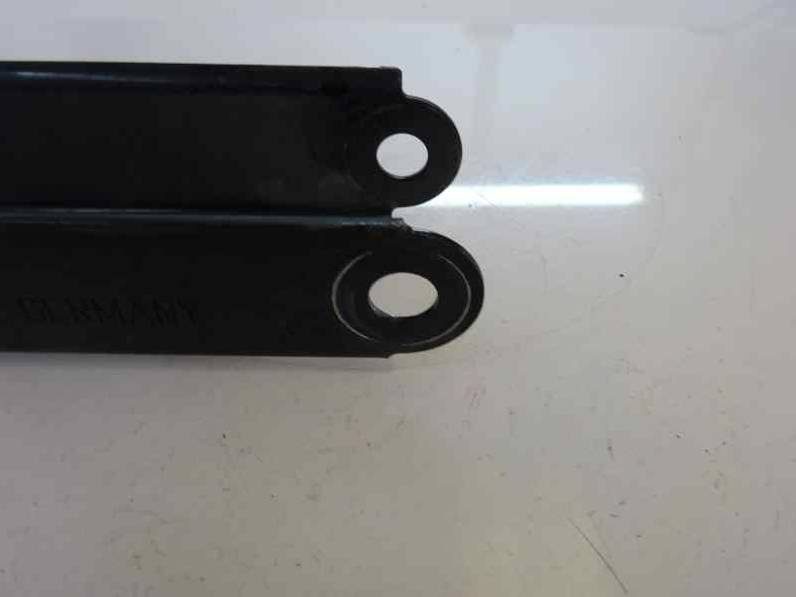 BRAZO SUSPENSION INFERIOR TRASERO IZQUIERDO BMW SERIE 1 BERLINA 2008 2.0 TURBODIESEL (143 CV)
