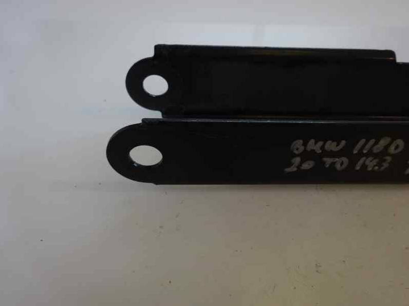 BRAZO SUSPENSION INFERIOR TRASERO DERECHO BMW SERIE 1 BERLINA 2008 2.0 TURBODIESEL (143 CV)