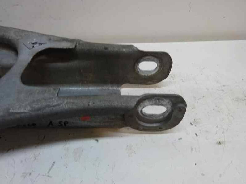 BRAZO SUSPENSION INFERIOR TRASERO IZQUIERDO BMW SERIE 1 BERLINA 2008 2.0 TURBODIESEL (143 CV)