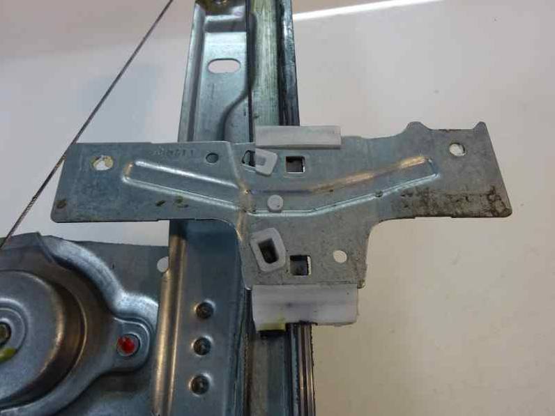 ELEVALUNAS DELANTERO IZQUIERDO PEUGEOT 207 2007 1.6 16V HDI (90 CV)