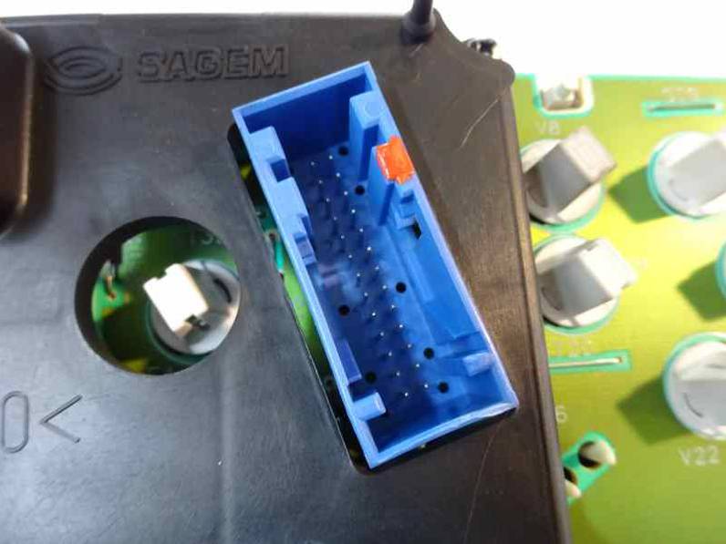 CUADRO INSTRUMENTOS CITROEN XANTIA BERLINA 1999 2.0 HDI (109 CV)