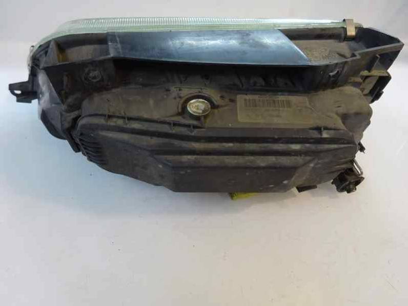 FARO DERECHO CITROEN XANTIA BERLINA 1999 2.0 HDI (109 CV)