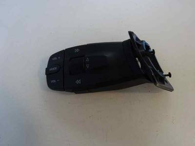 MANDO MULTIFUNCION SEAT IBIZA SC 2013 1.6 TDI (90 CV)