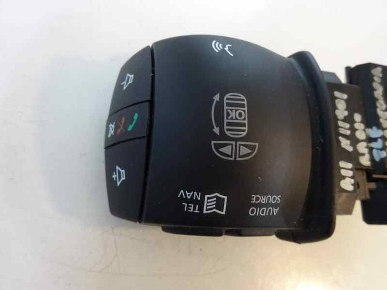 MANDO MULTIFUNCION RENAULT MEGANE III SPORT TOURER 2011 1.5 DCI D FAP (90 CV)