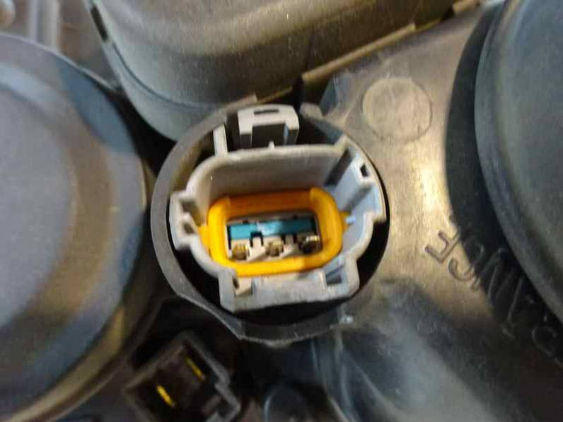 FARO IZQUIERDO NISSAN ALMERA 2001 2.2 16V TURBODIESEL (110 CV)