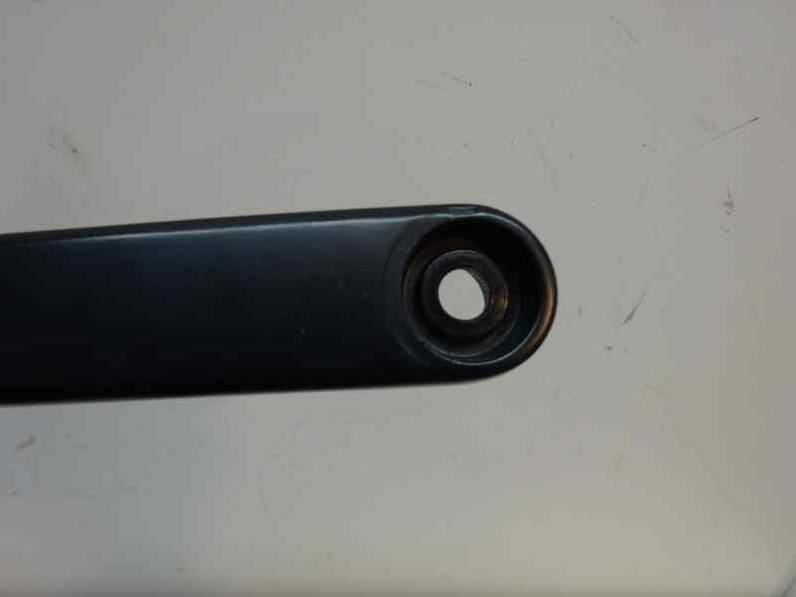 BRAZO LIMPIA DELANTERO IZQUIERDO NISSAN JUKE 2014 1.5 TURBODIESEL (110 CV)