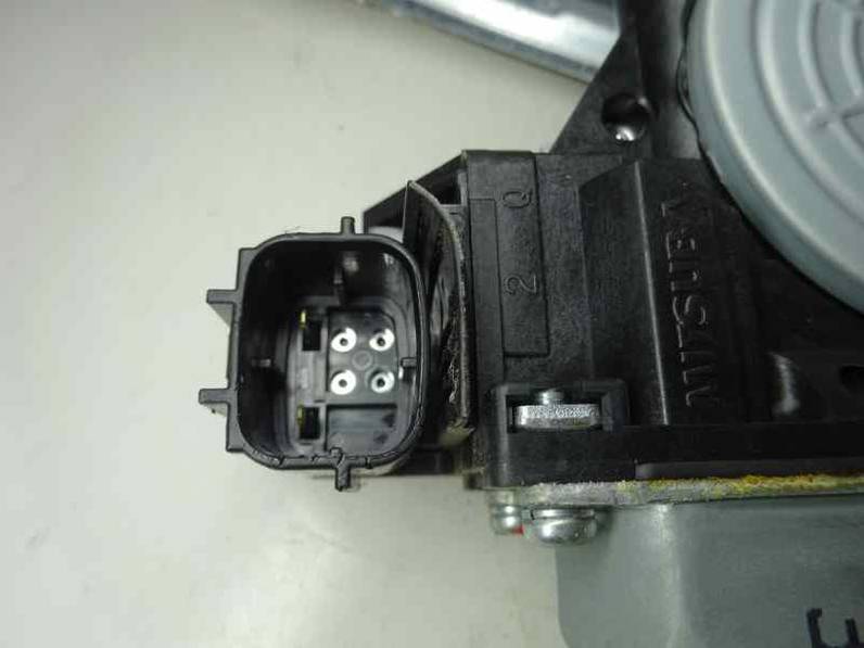 ELEVALUNAS TRASERO DERECHO NISSAN JUKE 2014 1.5 TURBODIESEL (110 CV)