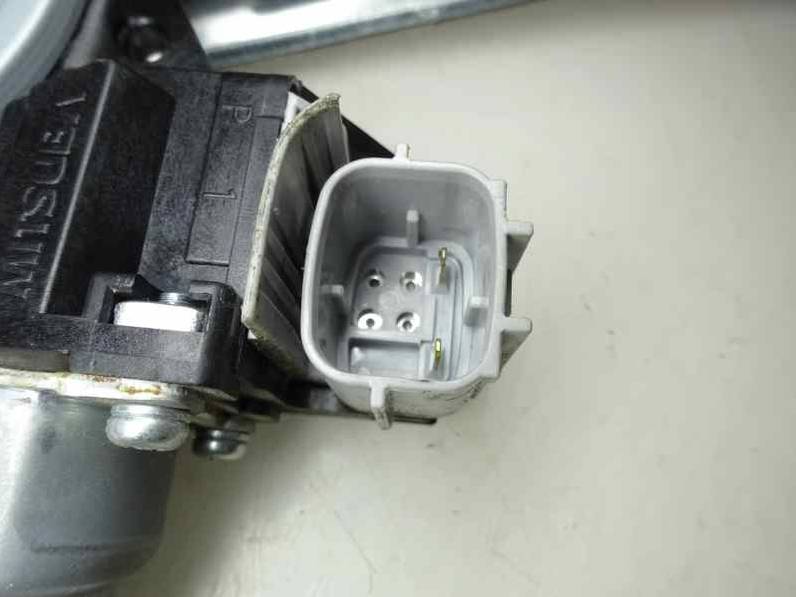 ELEVALUNAS TRASERO IZQUIERDO NISSAN JUKE 2014 1.5 TURBODIESEL (110 CV)