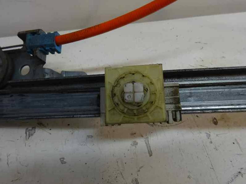 ELEVALUNAS DELANTERO DERECHO CITROEN SAXO 2001 1.1 (60 CV)