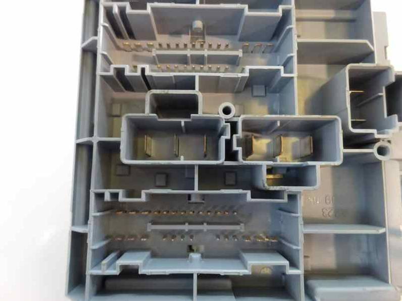 CAJA RELES FUSIBLES FIAT BRAVO 2010 1.6 JTDM 16V (105 CV)