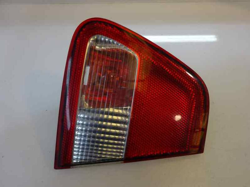 PILOTO TRASERO IZQUIERDO SEAT CORDOBA BERLINA 2000 1.4 (60 CV)