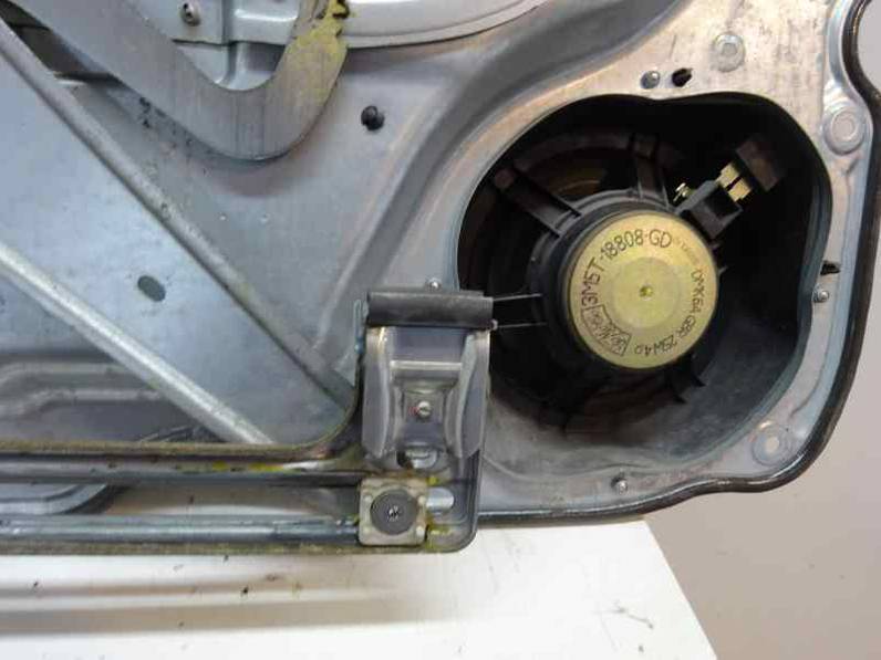 ELEVALUNAS DELANTERO DERECHO FORD FOCUS BERLINA 2005 2.0 TDCI (136 CV)