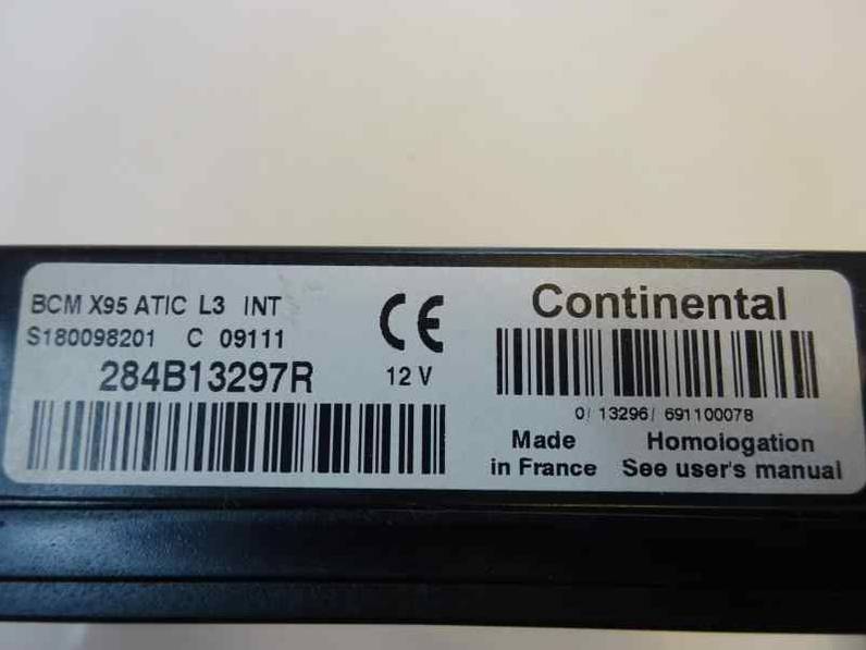 CAJA RELES FUSIBLES RENAULT SCENIC III 2009 1.9 DCI D (131 CV)