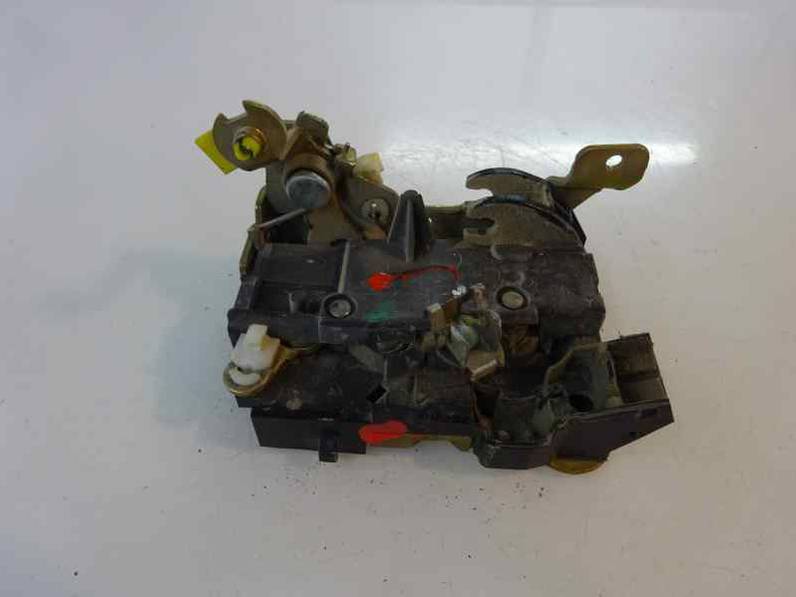 CERRADURA PUERTA DELANTERA DERECHA RENAULT KANGOO 2004 1.9 D (54 CV)