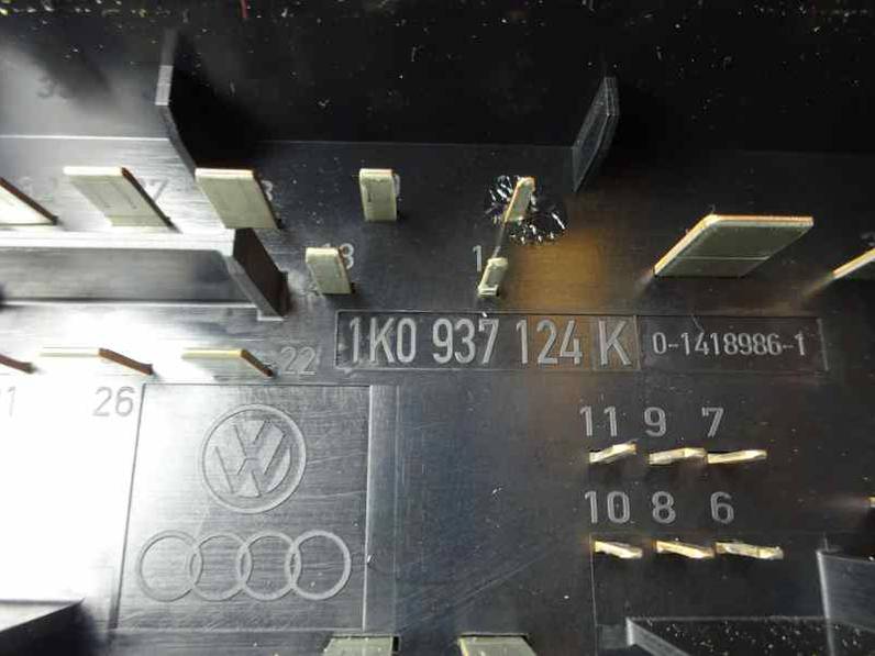 CAJA RELES FUSIBLES AUDI A3 SPORTBACK 2005 1.9 TDI (105 CV)