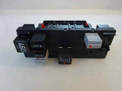 CAJA RELES FUSIBLES AUDI A3 SPORTBACK 2005 1.9 TDI (105 CV)