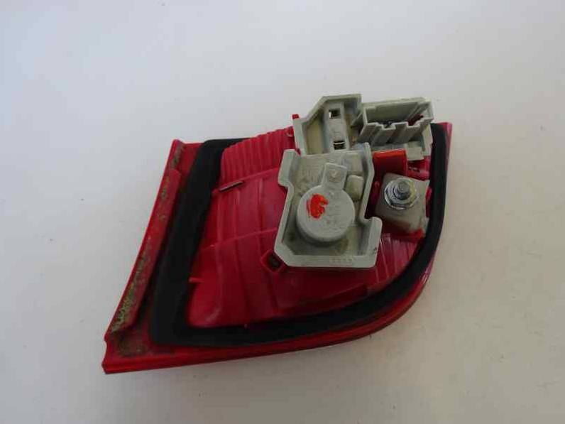 PILOTO TRASERO IZQUIERDO AUDI A3 SPORTBACK 2005 1.9 TDI (105 CV)