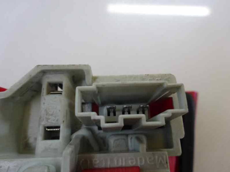 PILOTO TRASERO IZQUIERDO AUDI A3 SPORTBACK 2005 1.9 TDI (105 CV)