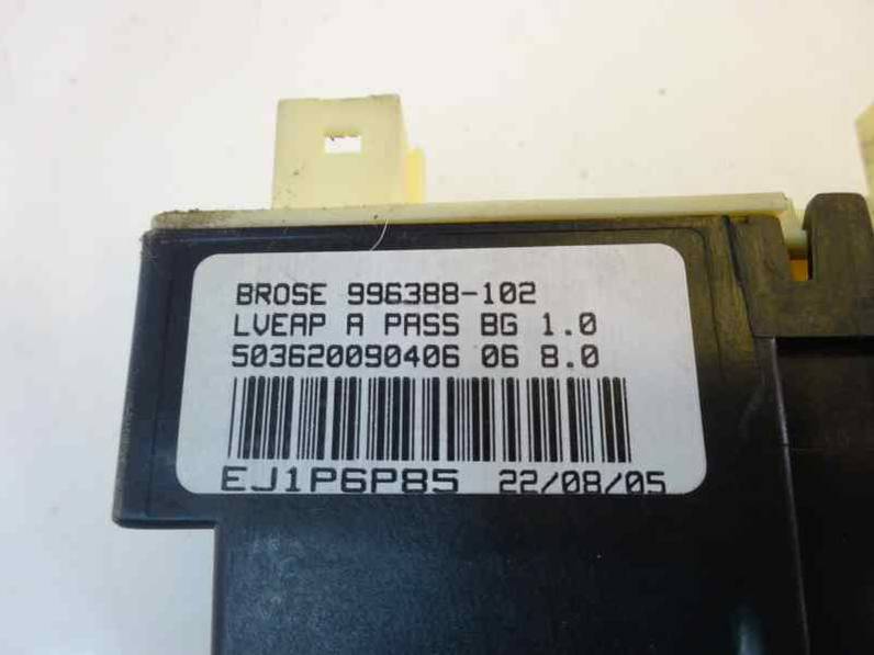 MOTOR ELEVALUNAS DELANTERO DERECHO CITROEN C4 BERLINA 2006 1.6 16V HDI (90 CV)