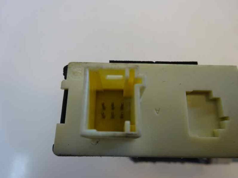 MOTOR ELEVALUNAS DELANTERO DERECHO CITROEN C4 BERLINA 2006 1.6 16V HDI (90 CV)