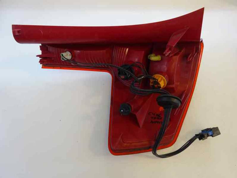 PILOTO TRASERO DERECHO CITROEN C4 BERLINA 2006 1.6 16V HDI (90 CV)