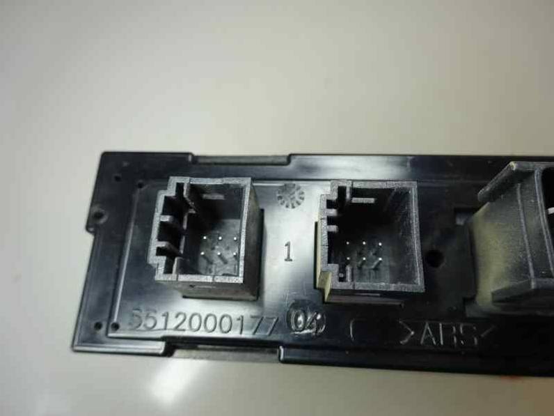 MOTOR ELEVALUNAS DELANTERO DERECHO CITROEN C5 BERLINA 2004 2.0 HDI (109 CV)