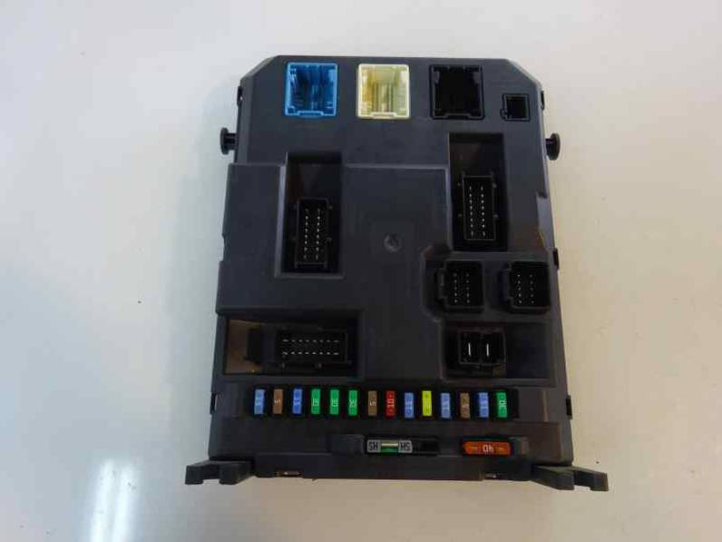 CAJA RELES FUSIBLES PEUGEOT 207 2008 1.6 HDI (109 CV)