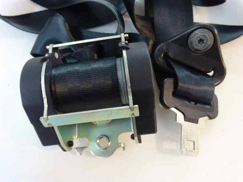 CINTURON SEGURIDAD TRASERO DERECHO RENAULT MEGANE III BERLINA 5 P 2010 1.5 DCI D (106 CV)