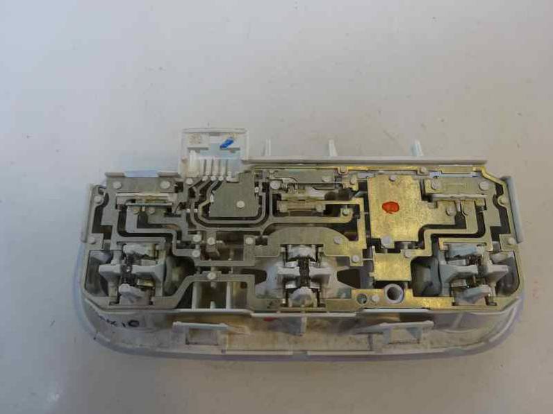 LUZ INTERIOR RENAULT MEGANE III BERLINA 5 P 2010 1.5 DCI D (106 CV)