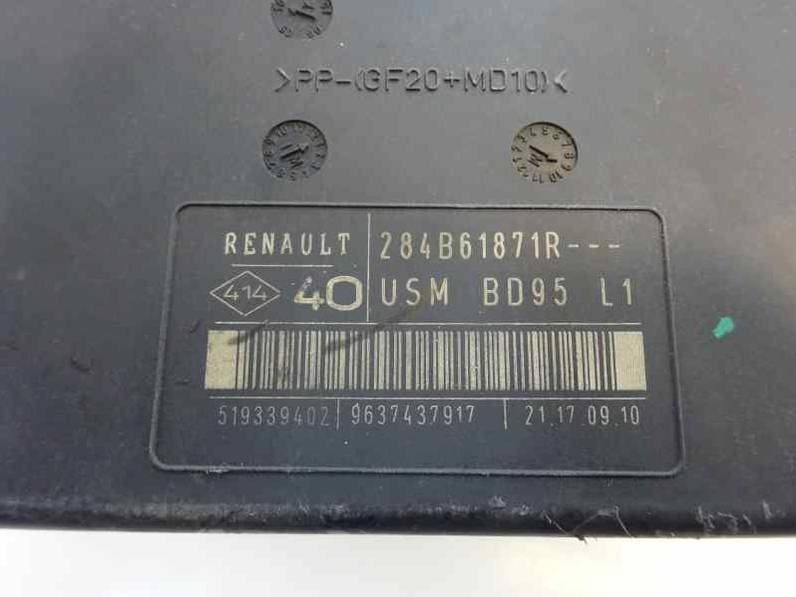 CAJA RELES FUSIBLES RENAULT MEGANE III BERLINA 5 P 2010 1.5 DCI D (106 CV)