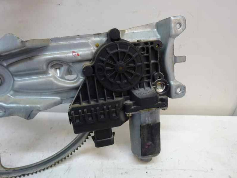 ELEVALUNAS DELANTERO IZQUIERDO OPEL ZAFIRA A 2001 2.0 DTI (101 CV)