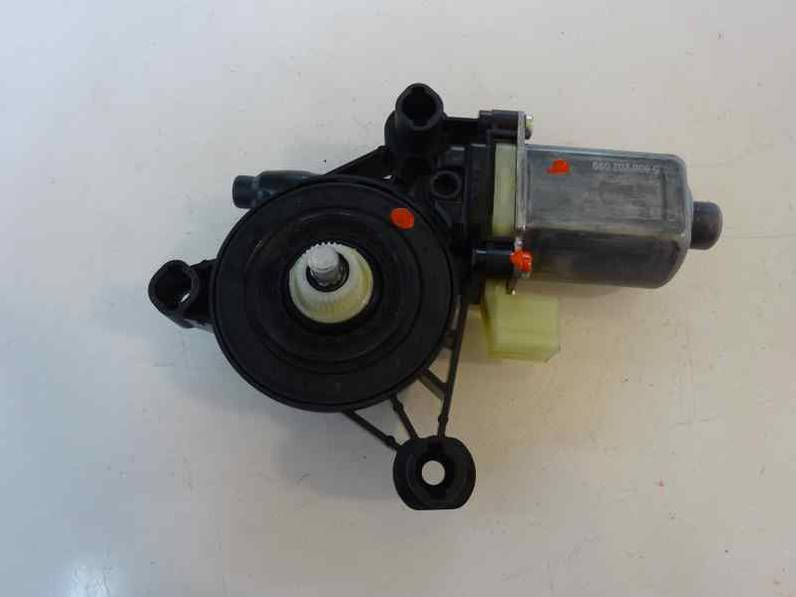 MOTOR ELEVALUNAS DELANTERO IZQUIERDO VOLKSWAGEN GOLF VII LIM 2015 1.6 16V TDI DPF (110 CV)