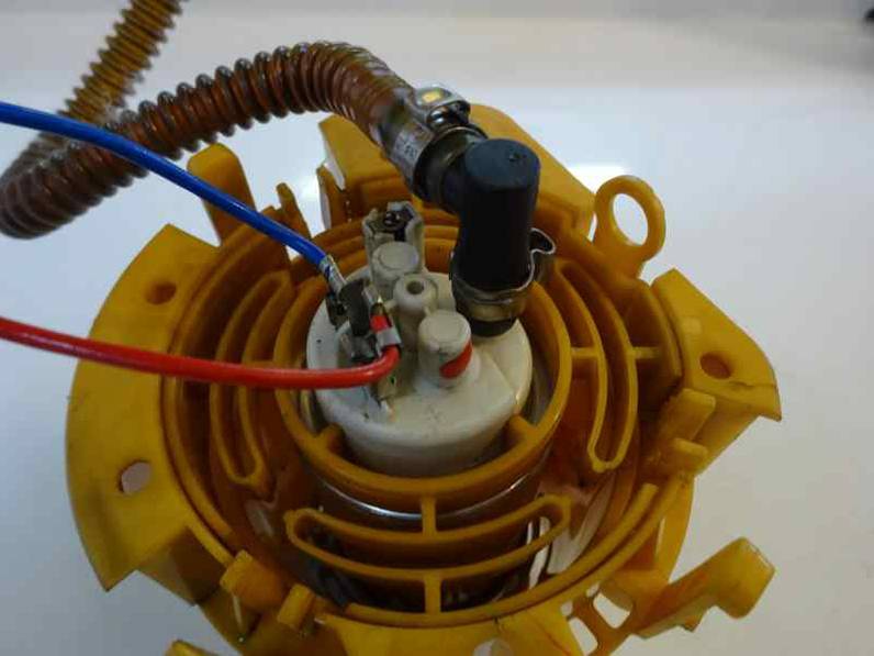 BOMBA COMBUSTIBLE OPEL VECTRA C BERLINA 2004 1.9 16V CDTI (150 CV)