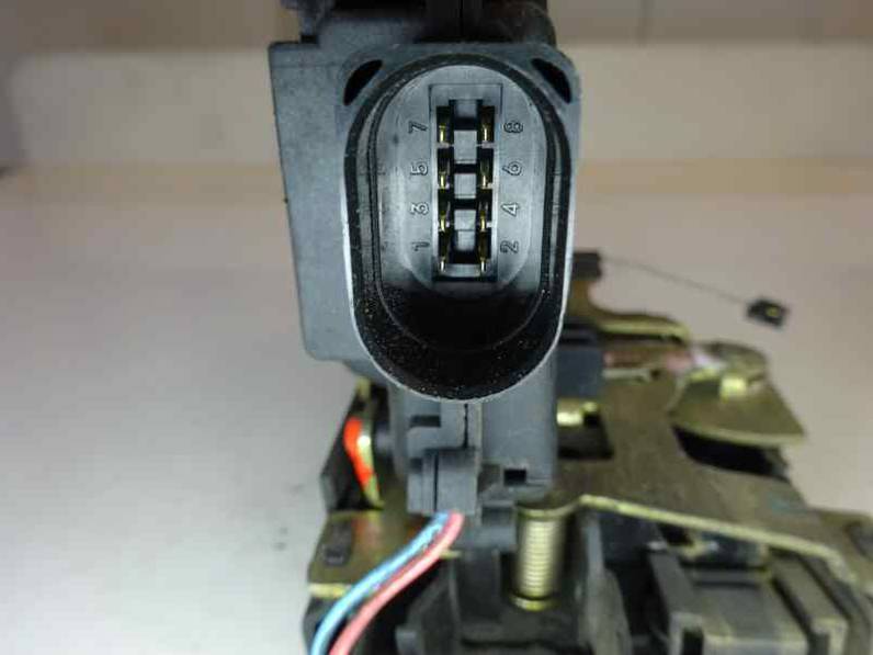 CERRADURA PUERTA DELANTERA IZQUIERDA VOLKSWAGEN PASSAT BERLINA 1999 1.9 TDI (116 CV)