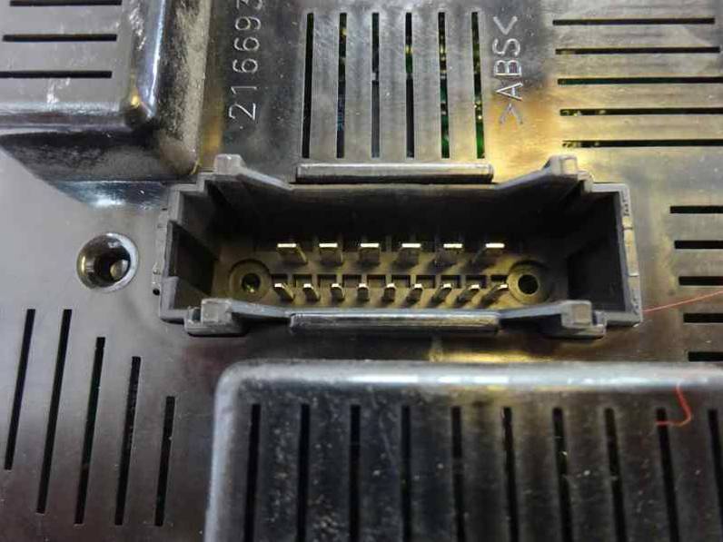 CAJA RELES FUSIBLES RENAULT CLIO GRANDTOUR 2009 1.5 DCI D FAP (86 CV)